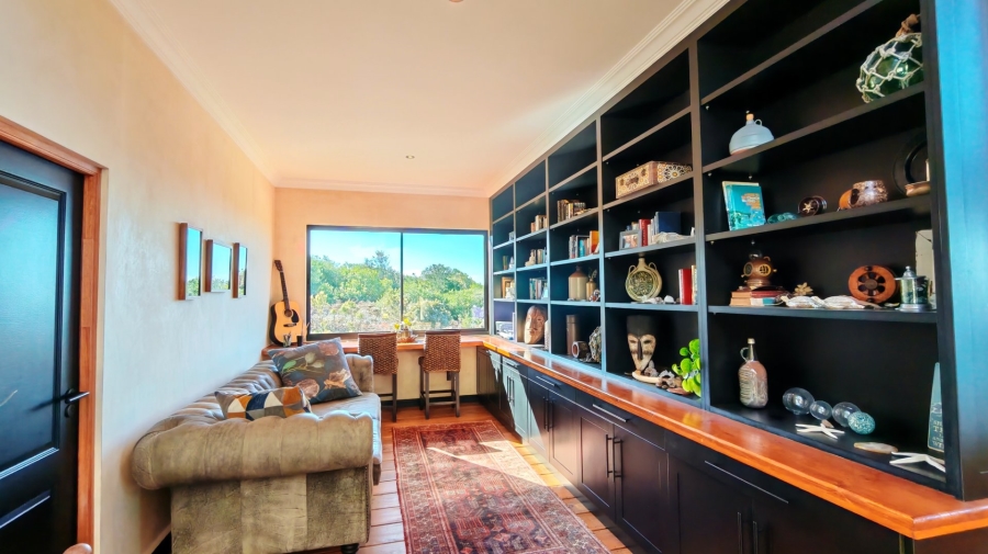 4 Bedroom Property for Sale in Hansmoeskraal A H Western Cape